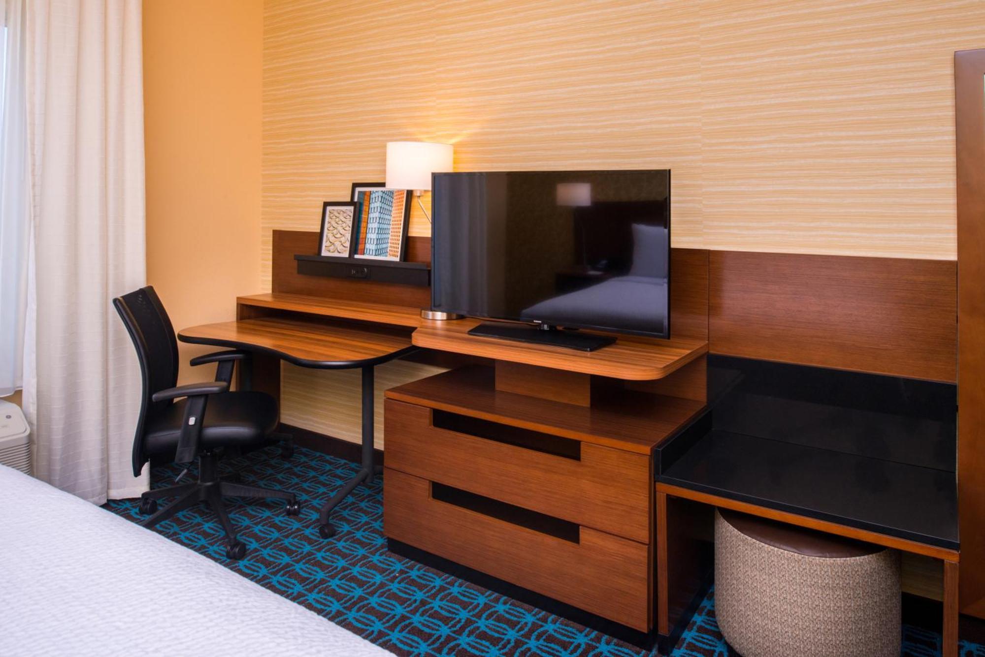 Fairfield Inn & Suites By Marriott Akron Stow Екстериор снимка