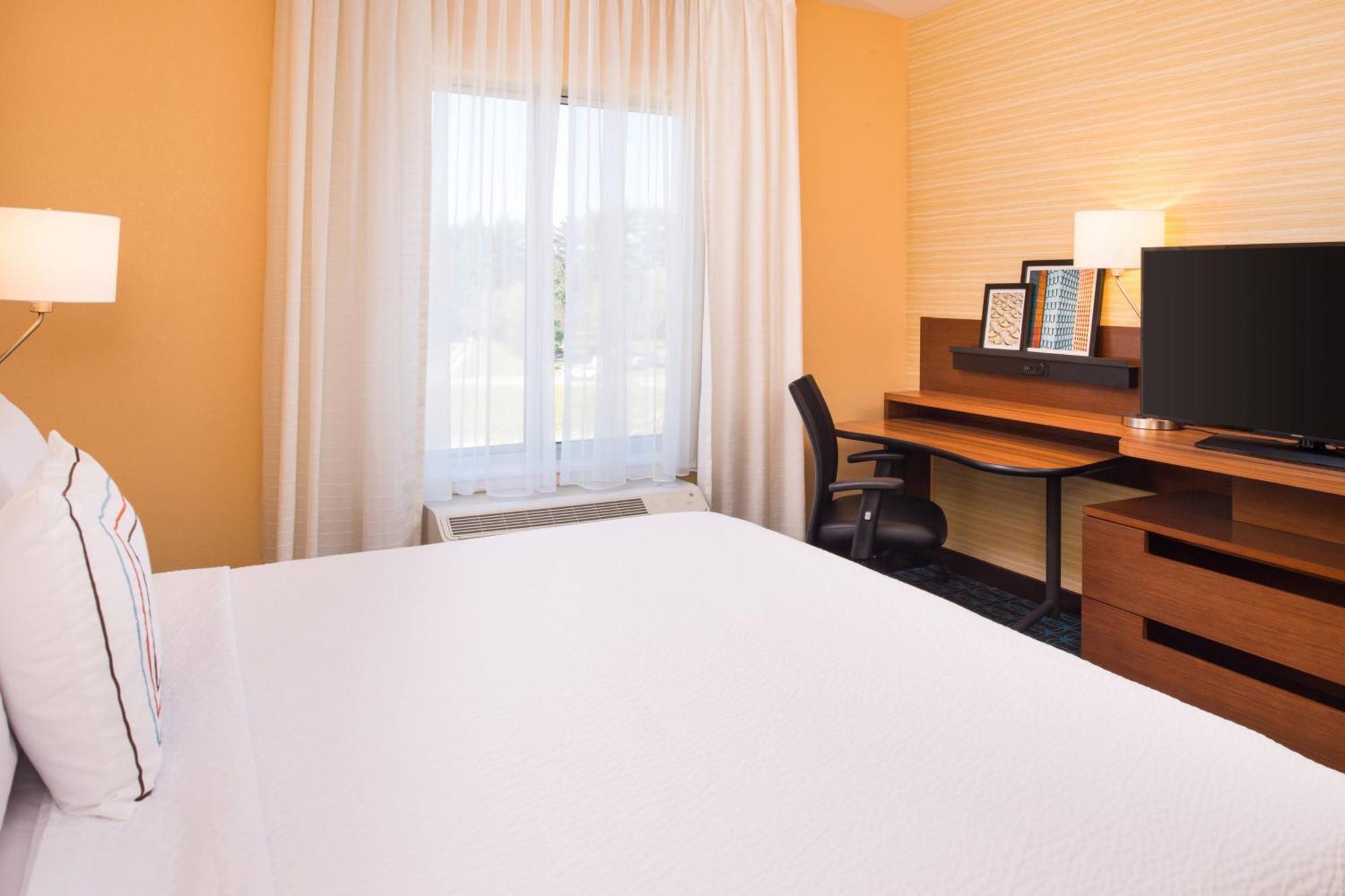 Fairfield Inn & Suites By Marriott Akron Stow Екстериор снимка