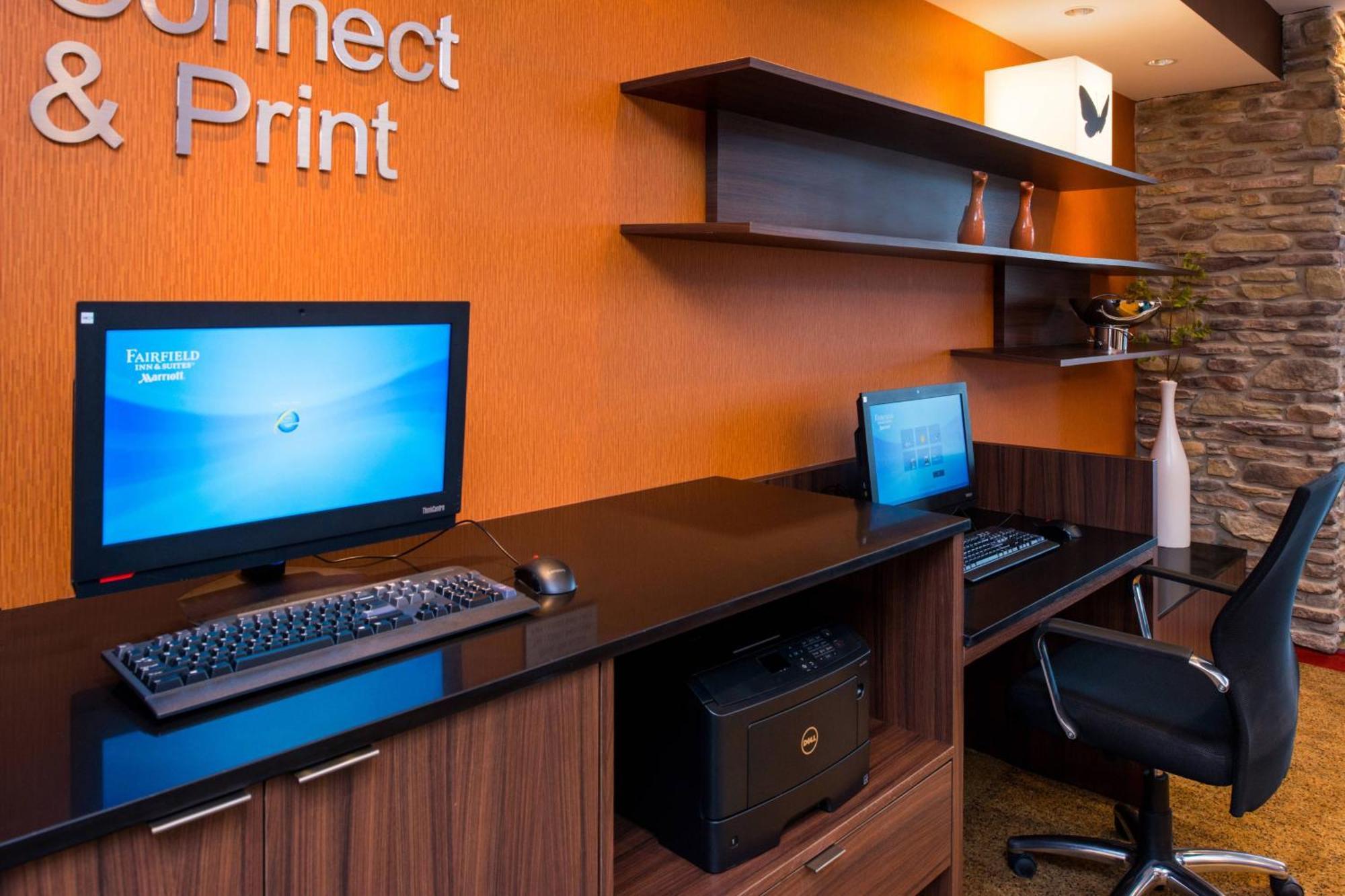 Fairfield Inn & Suites By Marriott Akron Stow Екстериор снимка